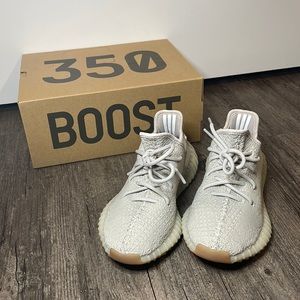 *WOO* Yeezy Boost 350. Sesame. Size 5.